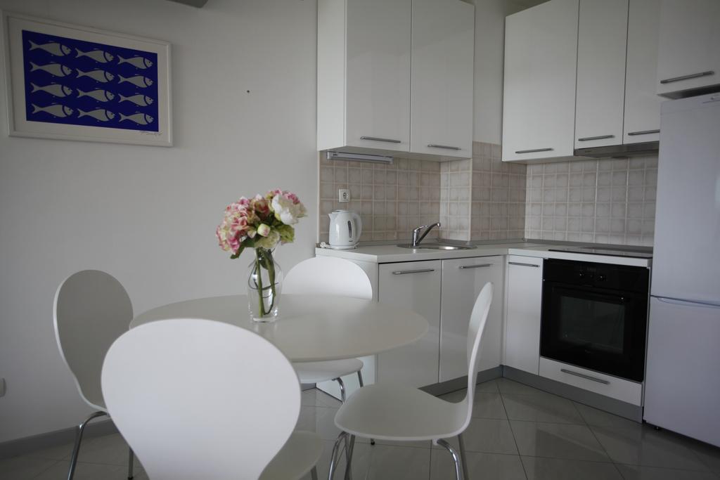 Residence Art Split โปดสตรานา ภายนอก รูปภาพ